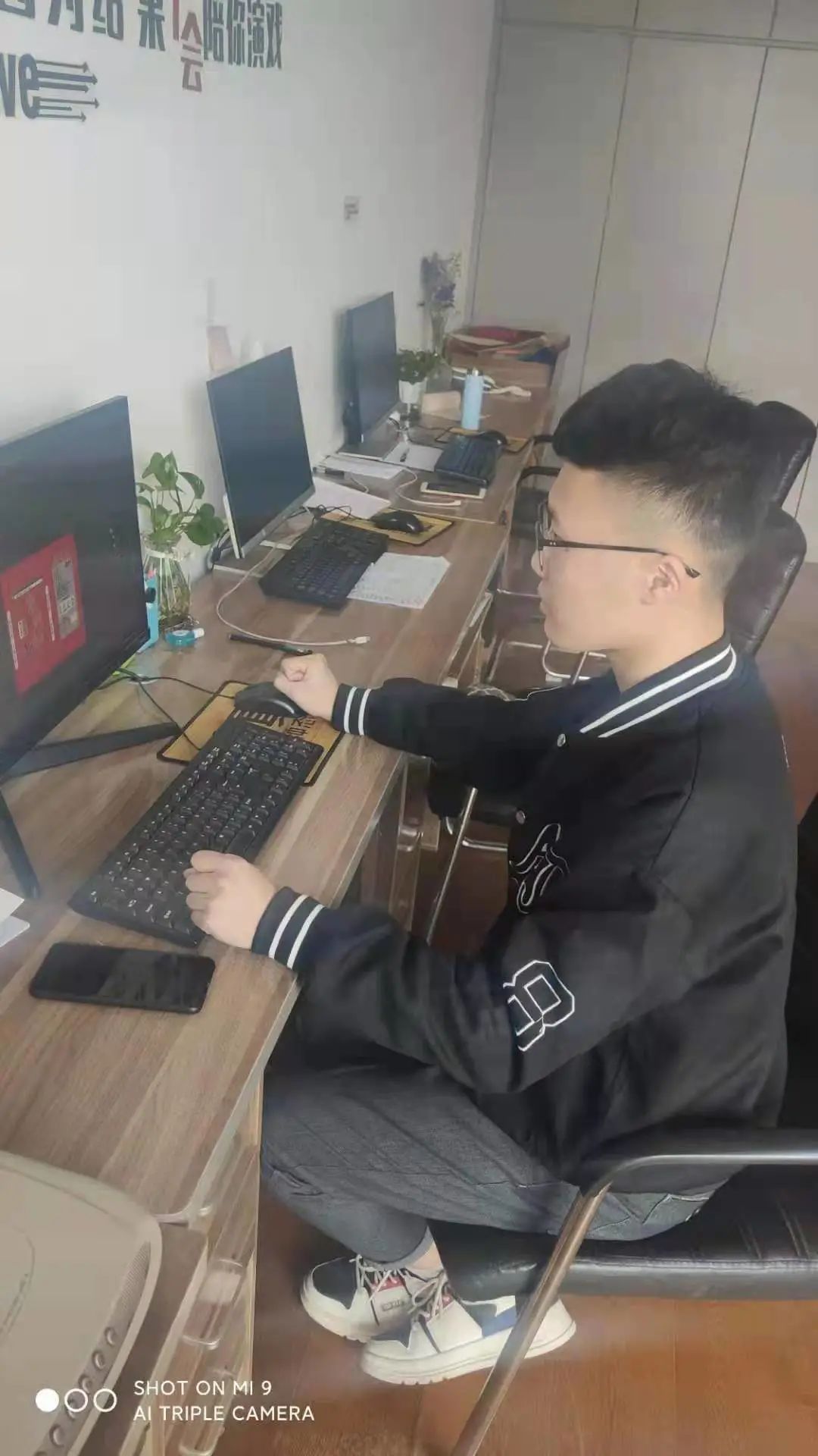 邸睿卓